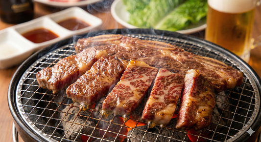 【牛肉部位図鑑⑪】肩バラ：焼肉の定番「カルビ」の正体！濃厚なコクと歯ごたえが魅力